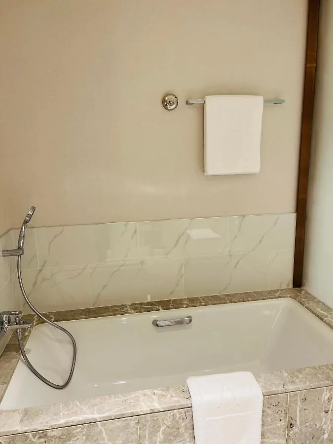 Address Grand Creek Harbour Apartment Dubai